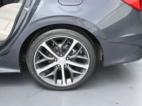 Used 2024 Honda Civic Touring image 37