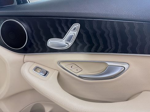 Used 2017 Mercedes-Benz C 300 C 300 image 31