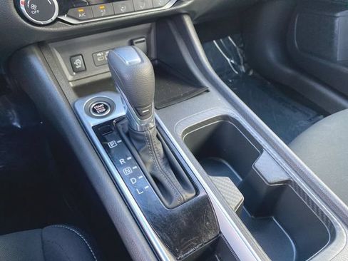 Used 2024 Nissan Sentra SV FWD image 15