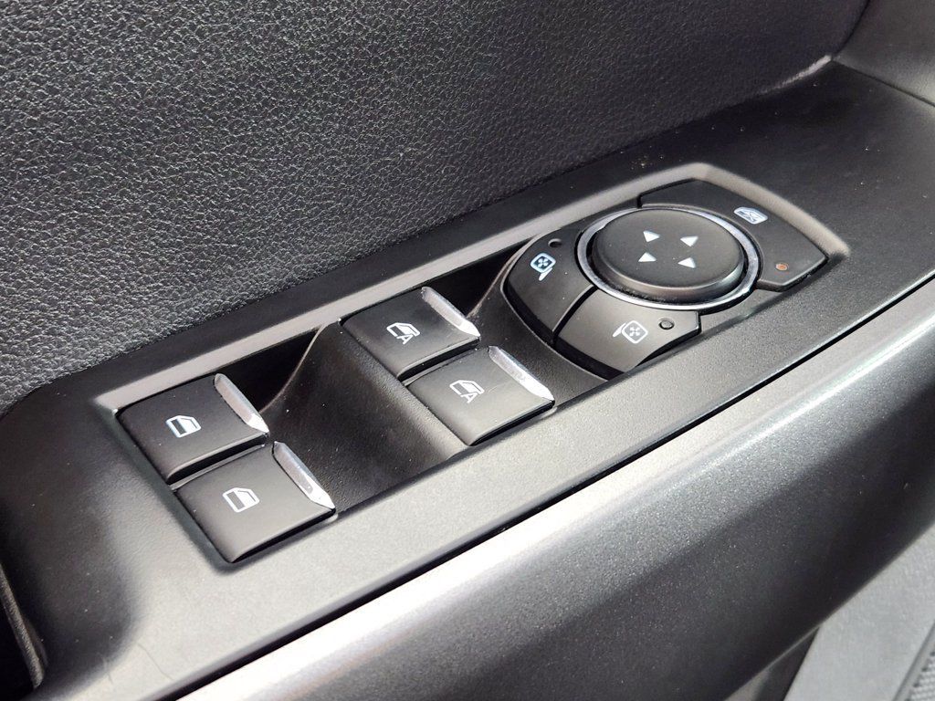 Used 2025 Ford F250 XLT AWD/4WD image 17