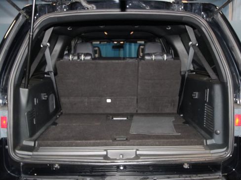 Used 2016 Lincoln Navigator L Select image 40