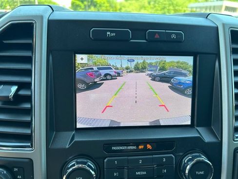 Certified 2019 Ford F150 Lariat w/ Trailer Tow Package AWD/4WD image 29