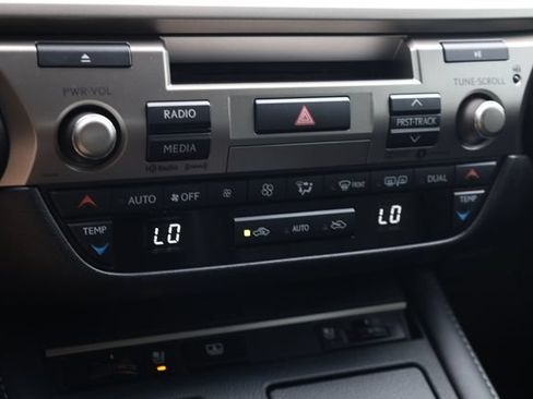 Used 2017 Lexus ES 350 FWD image 22