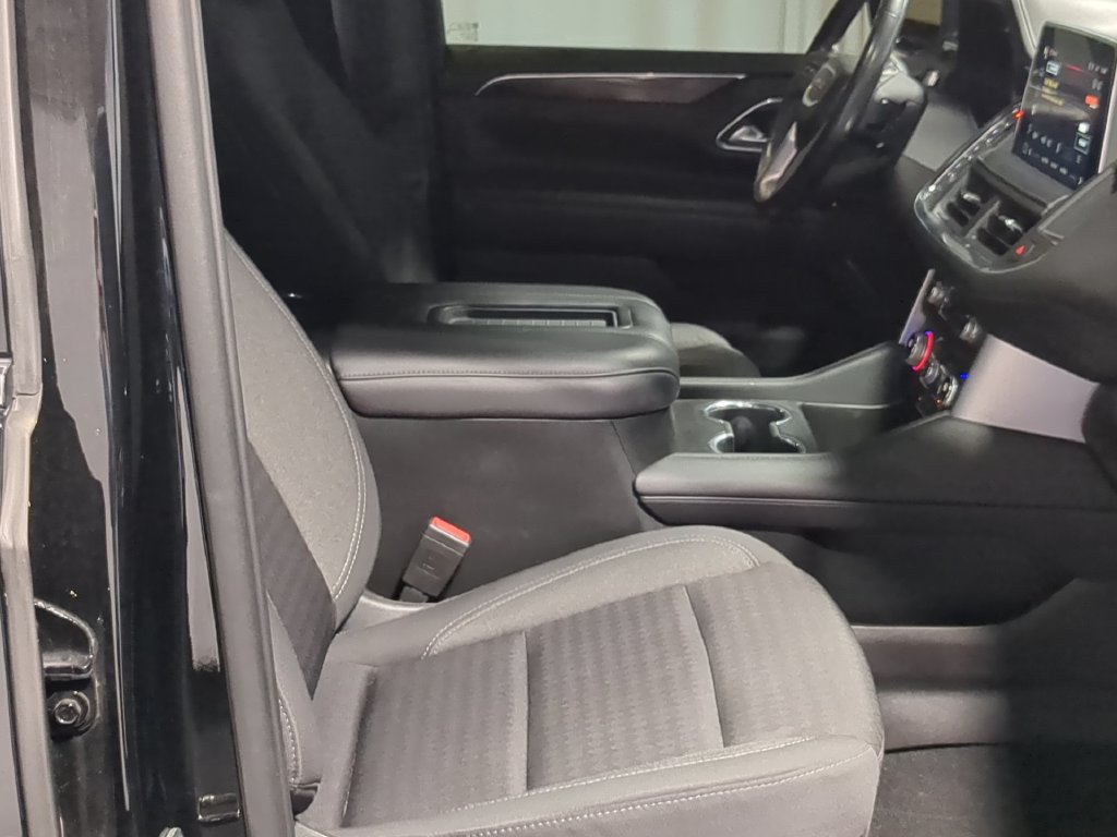 Used 2023 GMC Yukon SLE AWD/4WD image 21