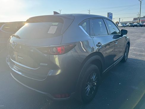 Used 2019 MAZDA CX-5 Touring FWD image 2