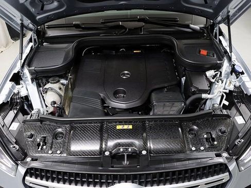 Certified 2025 Mercedes-Benz GLE 450 4MATIC image 40