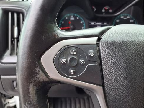 Used 2022 Chevrolet Colorado LT w/ Fleet Safety Package RWD image 19