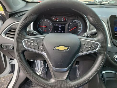 Used 2023 Chevrolet Malibu LT FWD image 22