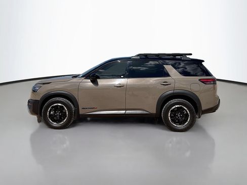 Used 2024 Nissan Pathfinder Rock Creek AWD/4WD image 4
