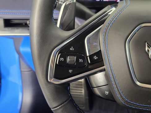 Used 2024 Chevrolet Corvette Stingray Premium Conv w/ Z51 Performance Package RWD image 31