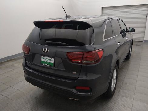 Used 2020 Kia Sorento LX FWD image 7