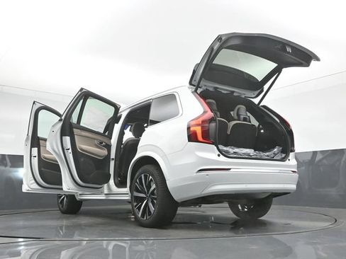 New 2026 Volvo XC90 B6 Core w/ Protection Package Premier image 55