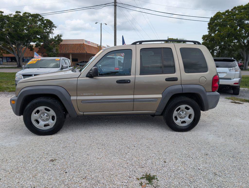 Used 2003 Jeep Liberty Sport AWD/4WD image 4