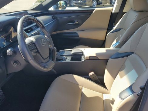 Used 2019 Lexus ES 350 w/ Premium Package image 21