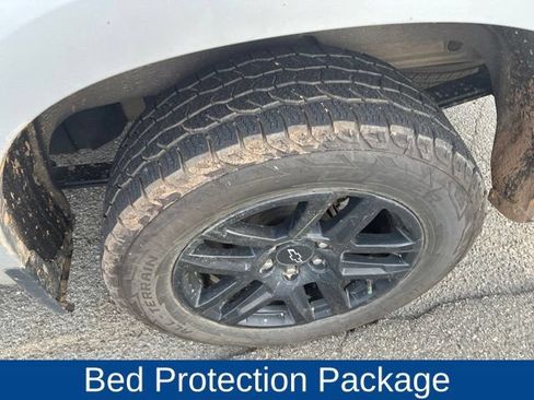 Used 2022 Chevrolet Silverado 1500 RST w/ LPO, Blackout Package AWD/4WD image 8