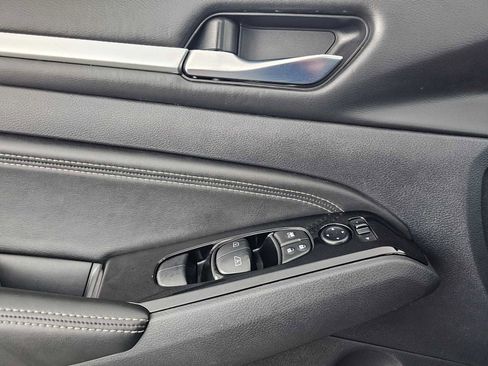 Used 2020 Nissan Altima 2.5 SV image 29