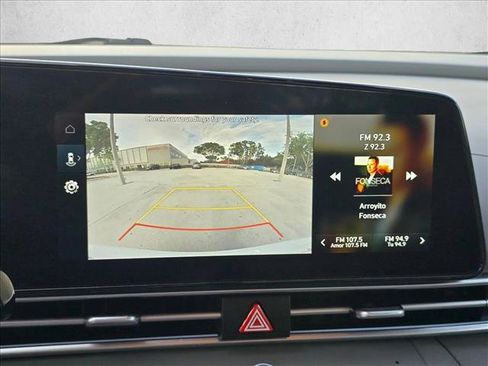 Used 2024 Hyundai Elantra SEL FWD image 14
