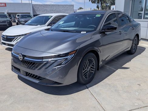 New 2026 Nissan Sentra SV w/ SV Convenience Package FWD image 5