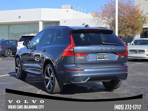 Certified 2023 Volvo XC60 B5 Ultimate w/ Climate Package image 4