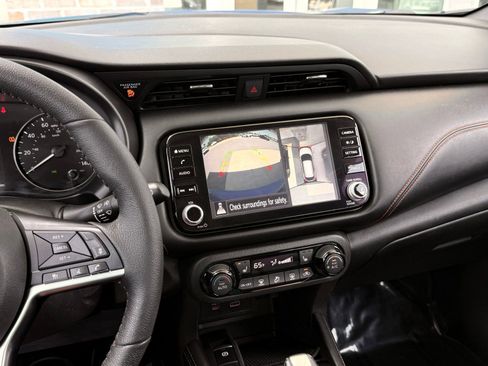 Used 2021 Nissan Kicks SR w/ SR Premium Package FWD image 44