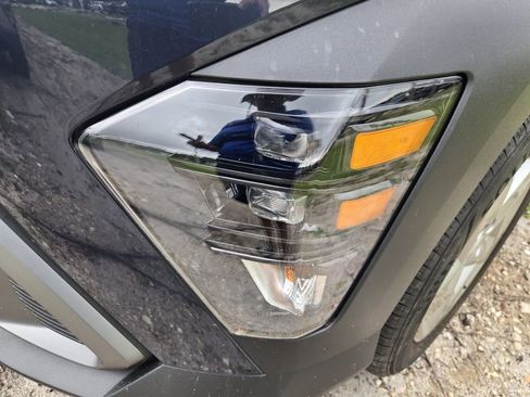 Certified 2024 Hyundai Kona SE FWD image 10