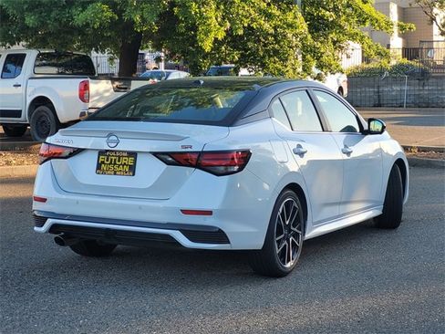New 2025 Nissan Sentra SR w/ SR Premium Package image 4