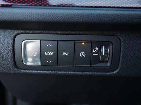 New 2026 Chevrolet Traverse Z71 w/ Driver Confidence Package image 23