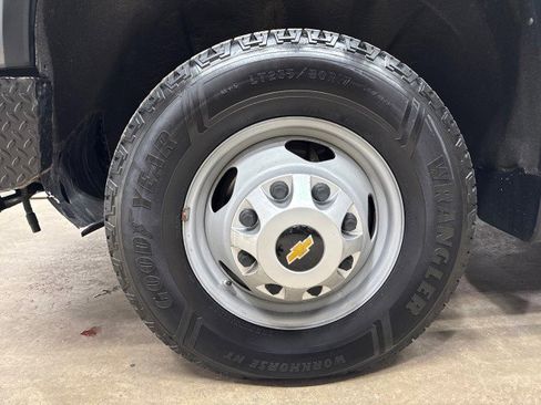 Used 2021 Chevrolet Silverado 3500 W/T w/ WT Convenience Package image 32