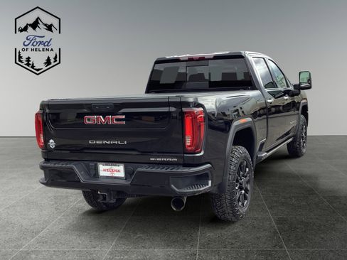 Used 2022 GMC Sierra 2500 Denali w/ Denali Black Diamond Edition image 5