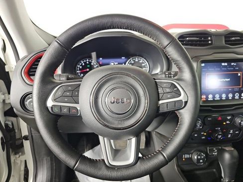 Certified 2023 Jeep Renegade Trailhawk w/ Trailhawk Elite Group image 13