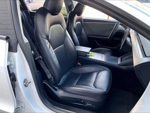 Used 2024 Tesla Model 3 Standard Range RWD image 6