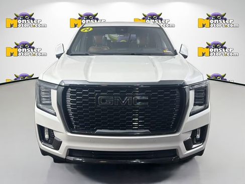 Used 2024 GMC Yukon Denali Ultimate image 2