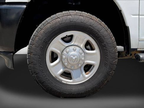 Used 2023 RAM 2500 Tradesman AWD/4WD image 32
