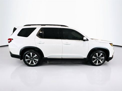 Used 2024 Honda Pilot Elite image 32