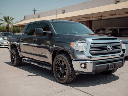 Used 2015 Toyota Tundra SR5 w/ TRD Off Road Package RWD image 2
