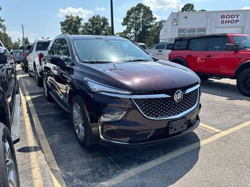 Used 2023 Buick Enclave Avenir w/ Avenir Technology Package AWD/4WD image 6