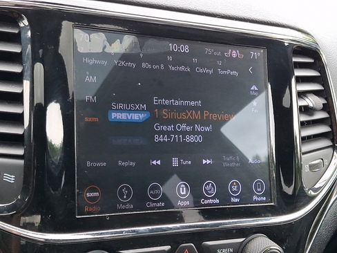 Used 2019 Jeep Grand Cherokee Limited AWD/4WD image 19