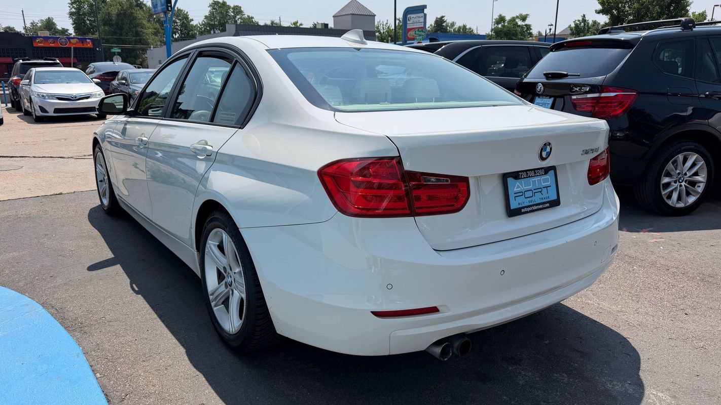 Used 2014 BMW 328i Sedan RWD image 4