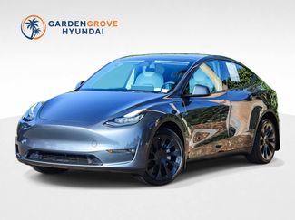 Used 2023 Tesla Model Y Long Range AWD/4WD video 1