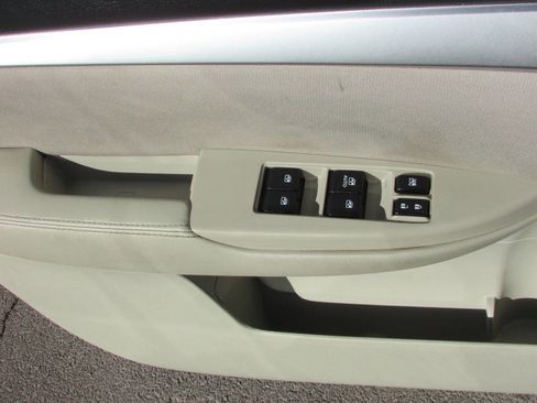 Used 2014 Subaru Outback 2.5i image 11