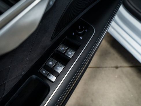 Used 2023 Audi S8 image 31