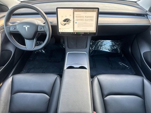 Used 2021 Tesla Model 3 Standard Range Plus image 13