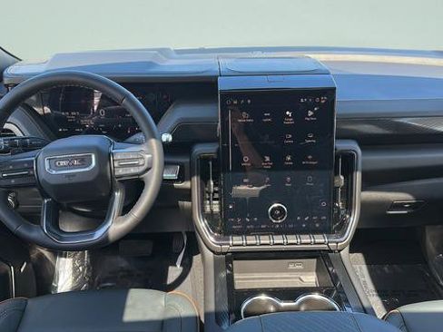 New 2026 GMC Yukon XL AT4 w/ AT4 Premium Package AWD/4WD image 17