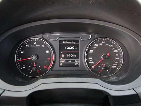 Used 2018 Audi Q3 2.0T Premium image 20