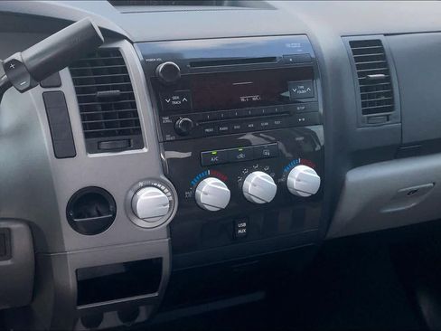 Used 2012 Toyota Tundra Dbl 5.7L V8 6-Spd AT image 6