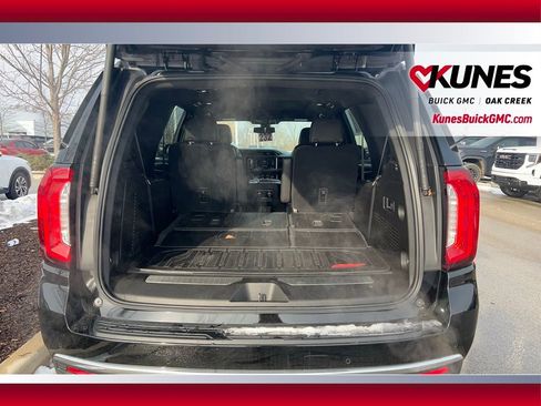 Used 2021 GMC Yukon Denali image 6