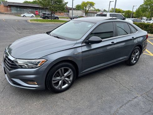 Used 2019 Volkswagen Jetta R-Line FWD image 6
