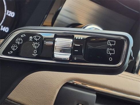 Certified 2022 Lincoln Corsair FWD image 16