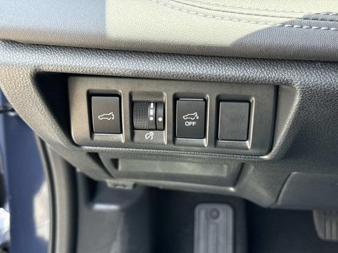 Certified 2025 Subaru Outback Touring w/ Popular Package #2 AWD/4WD image 42