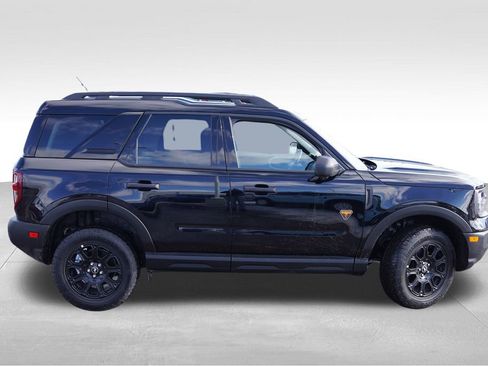 Used 2025 Ford Bronco Sport Badlands image 3